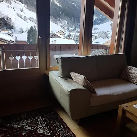 Dachwohnung Unterem Hoereli Apartment Vals
