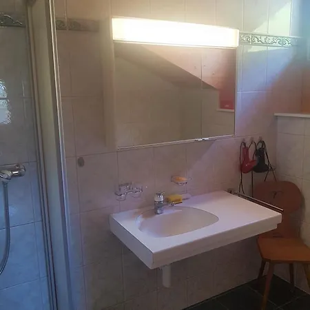 Dachwohnung Unterem Hoereli Lejlighed *